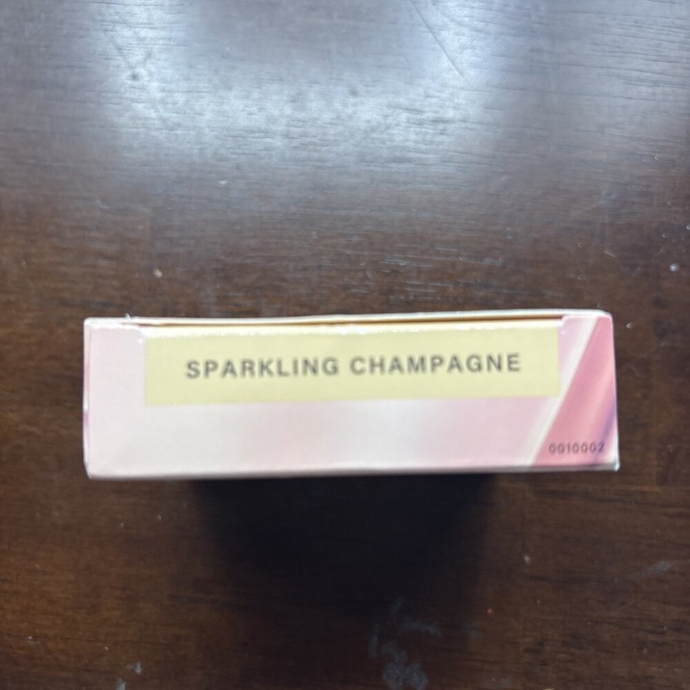 Mally Positive Radiance Skin Perfecting Highlighter, Sparkling Champagne .16 oz. - Picture 3 of 3